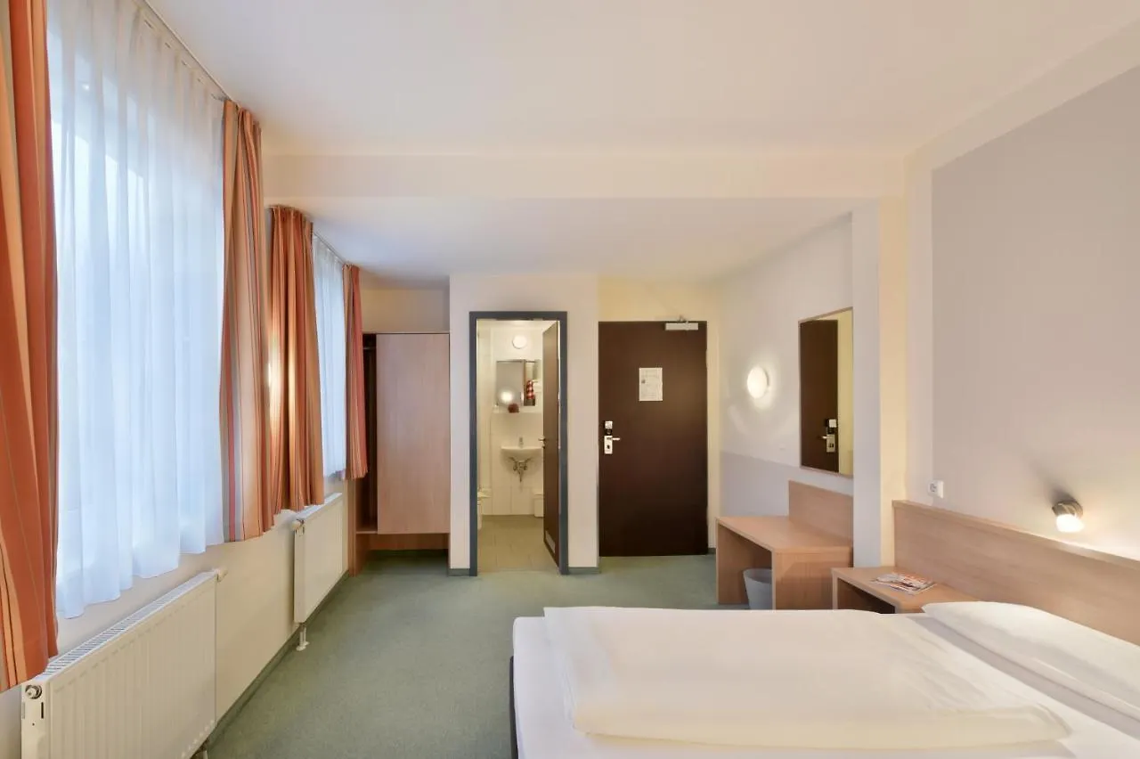 Meinhotel Hamburg 2*,  Germany